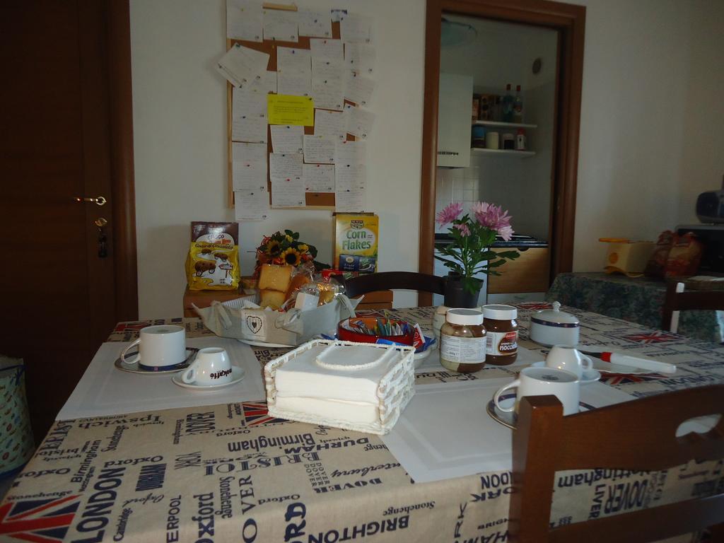 Casa Mozart B&B เลชเช ภายนอก รูปภาพ
